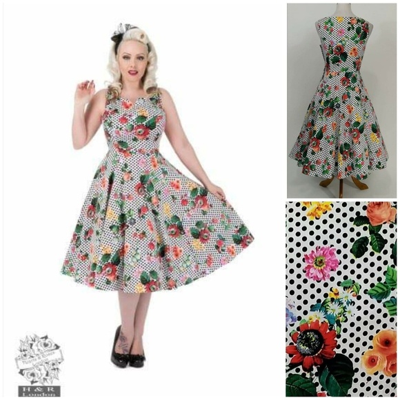 H&R London Dresses & Skirts - H&R London Constance Swing Dress